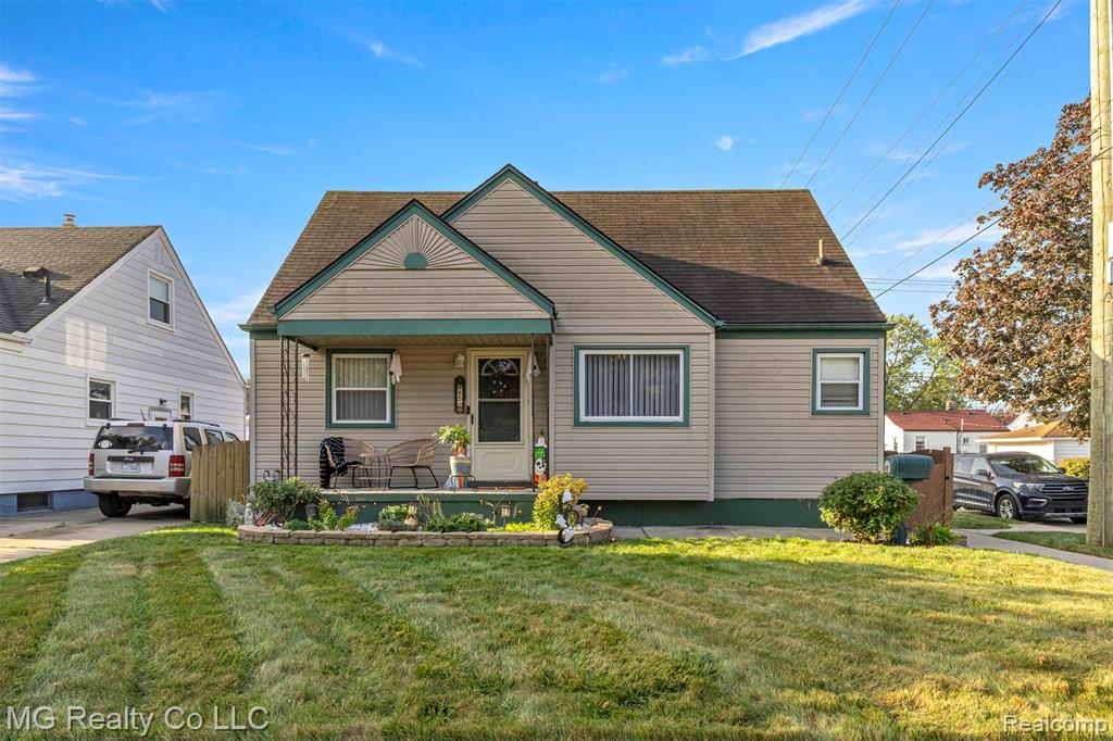 485 Garfield Avenue, Lincoln Park, MI 48146 — front exterior