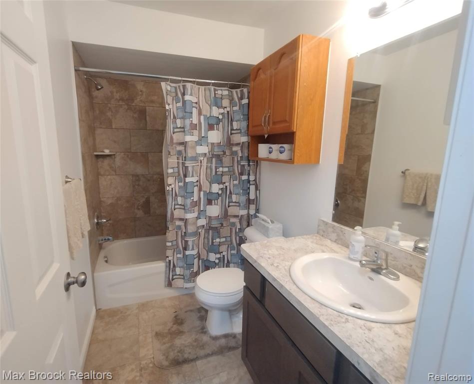 43347 Cape Drive, Sterling Heights, MI 48313 — Photo 6