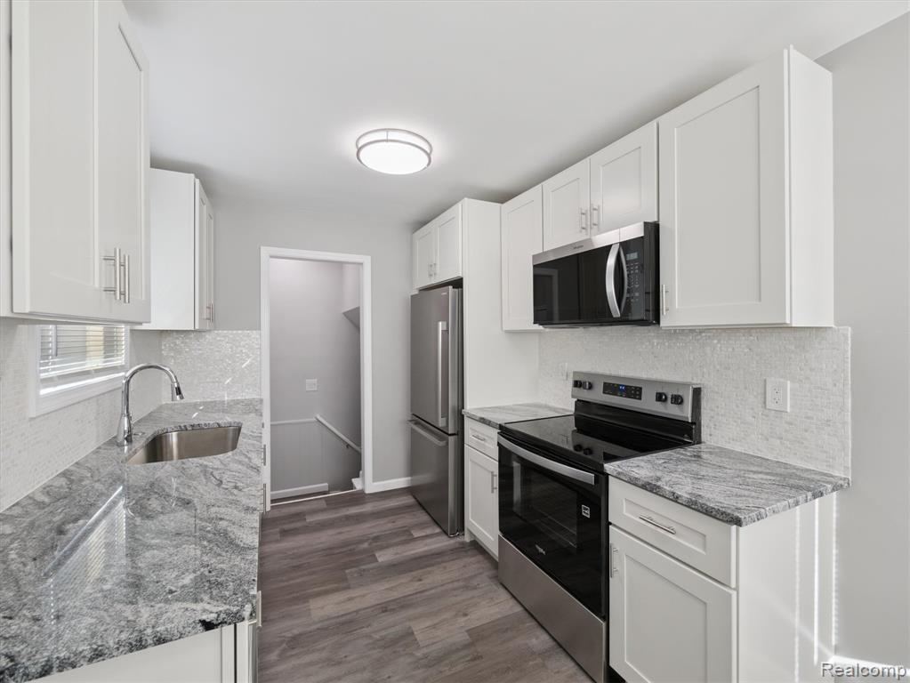 8887 Woodbine, Redford, MI 48239 — Photo 8