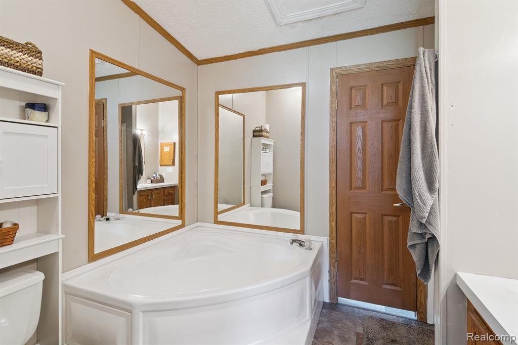 9550 Kinch Road, Jackson, MI 49201 — Photo 15