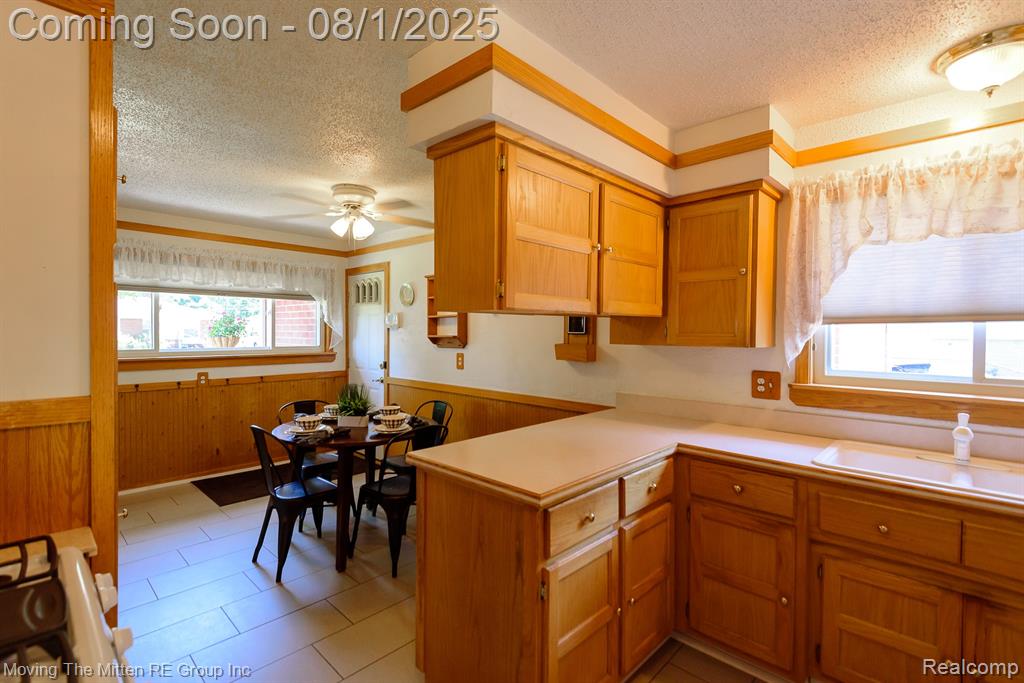 9470 William Street, Taylor, MI 48180 — Photo 11