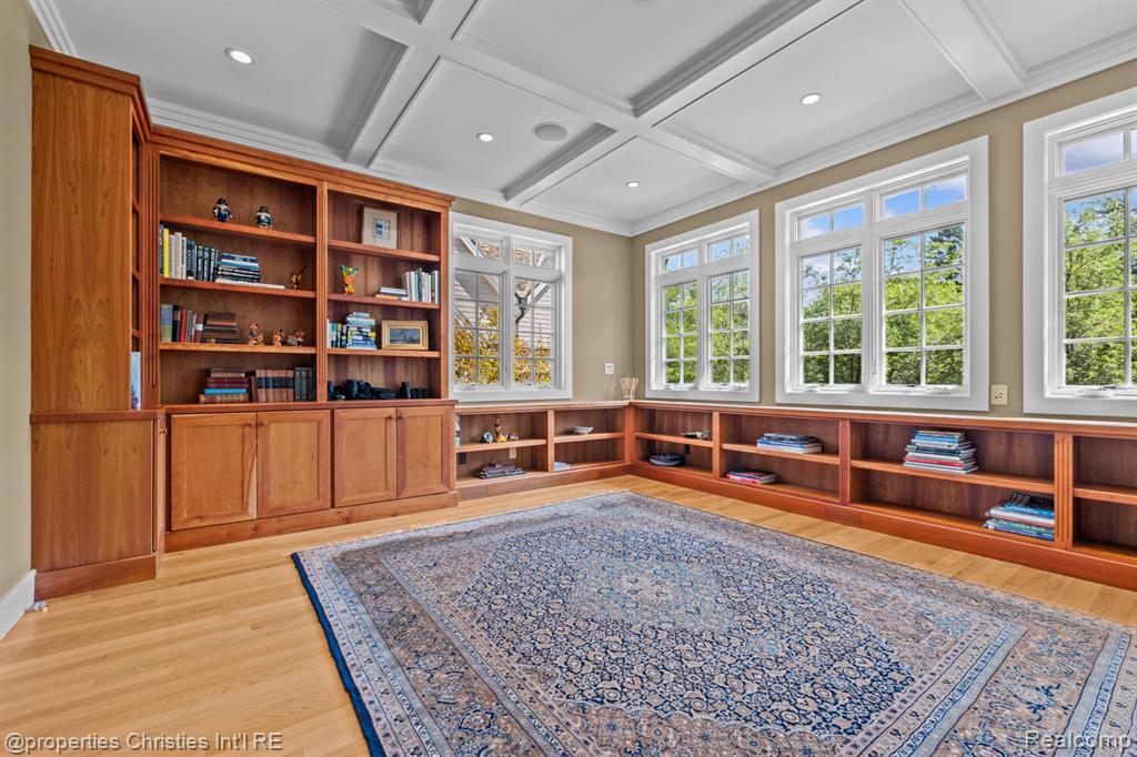 1041 Greentree Road, Bloomfield Hills, MI 48304 — Photo 11