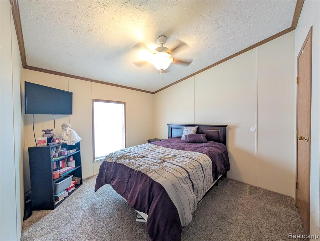 57 Ashley Circle, Swartz Creek, MI 48473 — Photo 8