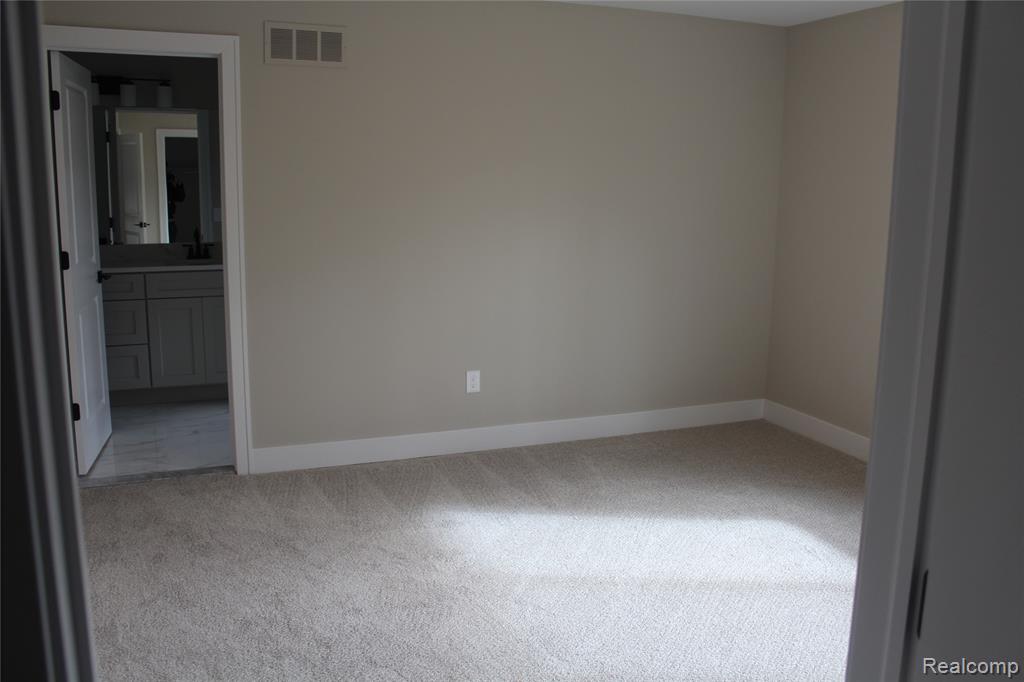 50315 Arcadia Drive, Macomb, MI 48042 — Photo 21