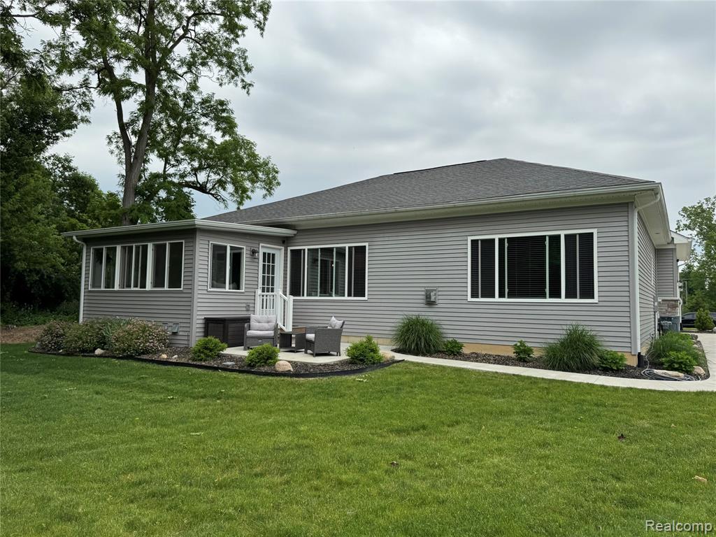 4020 Oak Street, Grand Blanc, MI 48439 — Photo 2