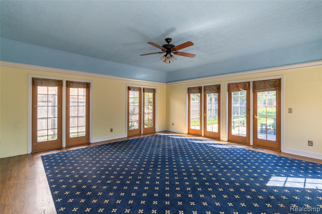 1481 Oxford Road, Grosse Pointe Woods, MI 48236 — Photo 22