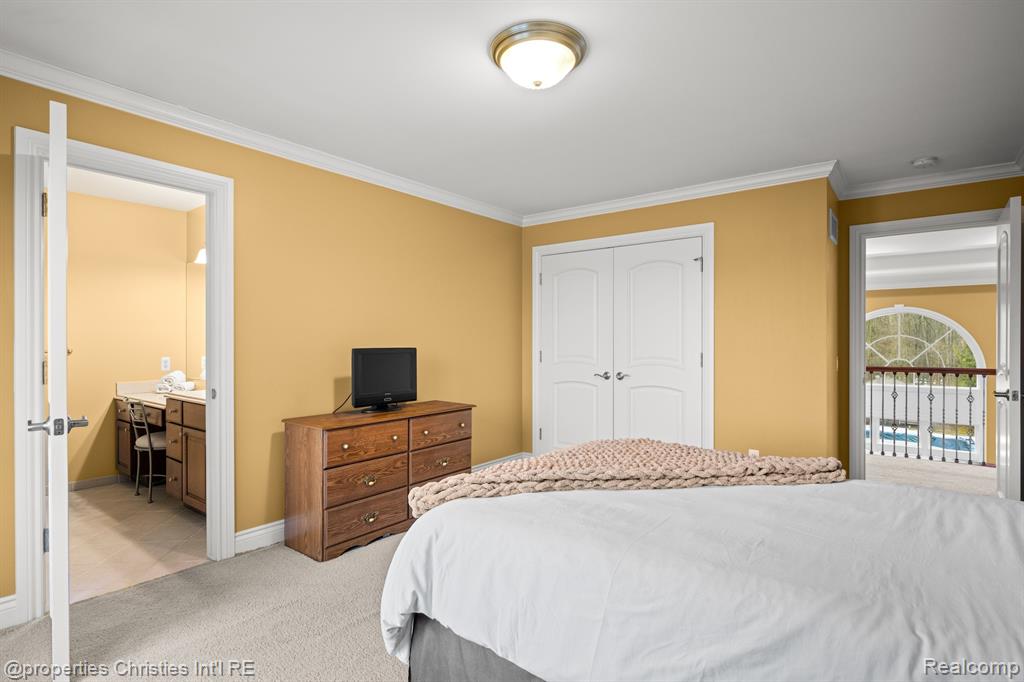 59801 E 8 MILE Road, South Lyon, MI 48178 — Photo 37