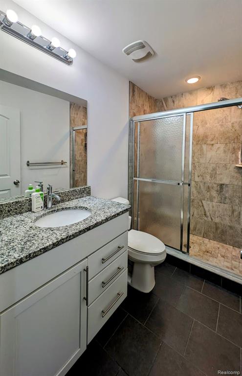 5943 PICALL Drive, Troy, MI 48098 — Photo 12