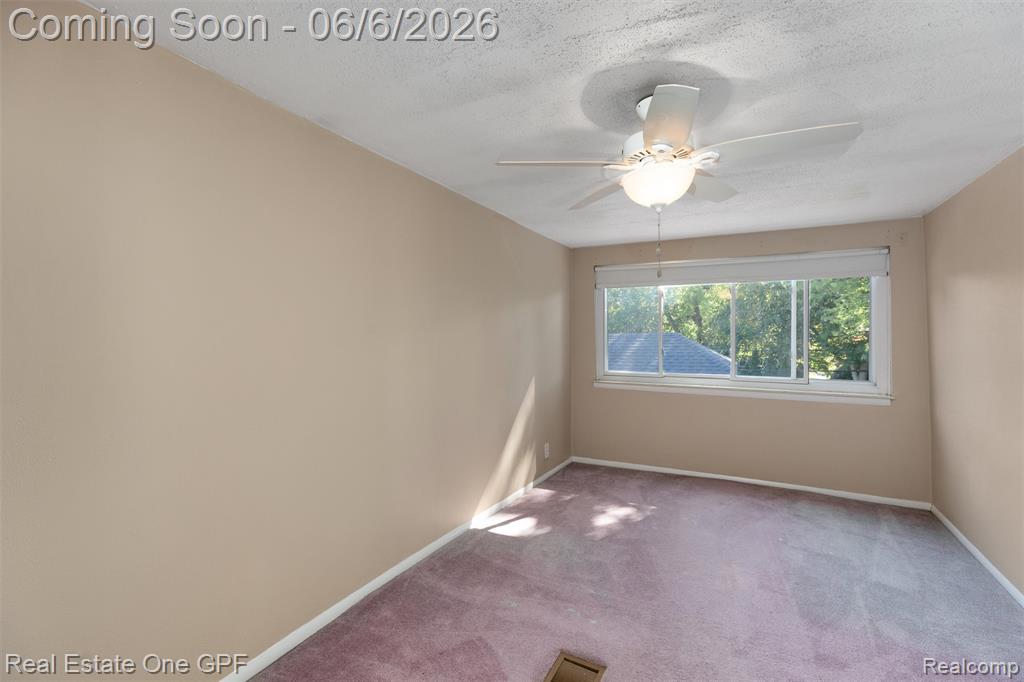 957 Fisher Road, Grosse Pointe, MI 48230 — Photo 29