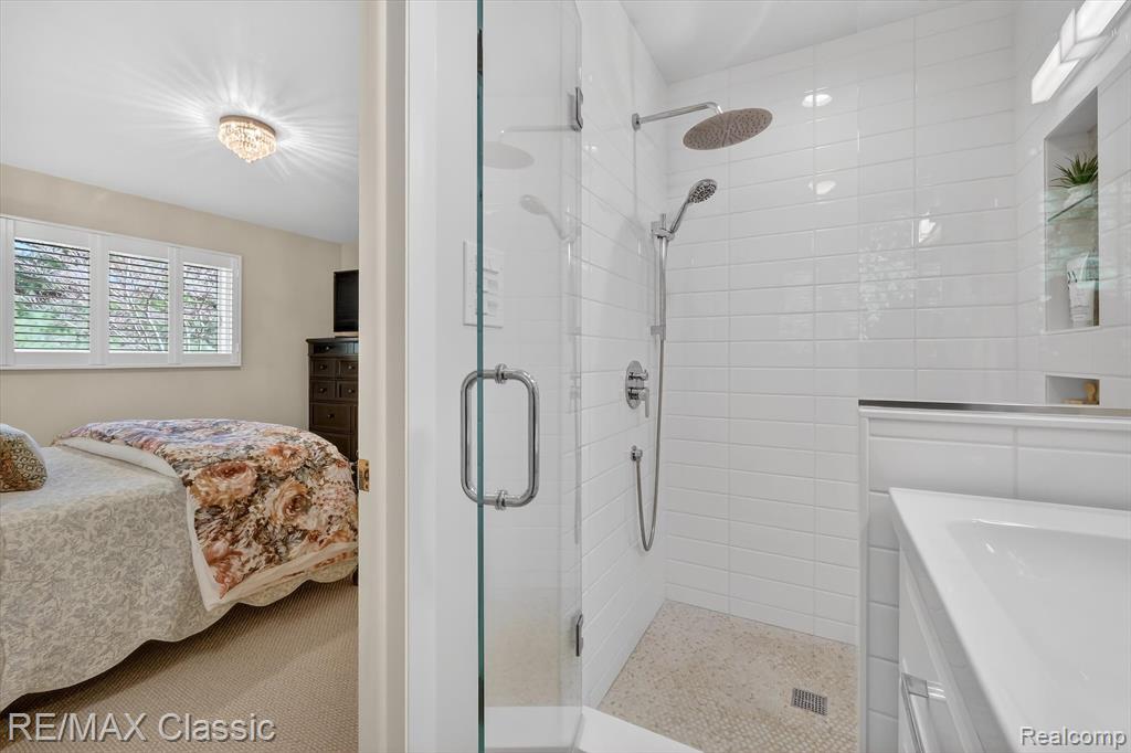 4731 Pickering Road, Bloomfield Hills, MI 48301 — Photo 42
