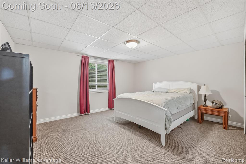 23740 Stoneleigh Drive, South Lyon, MI 48178 — Photo 47