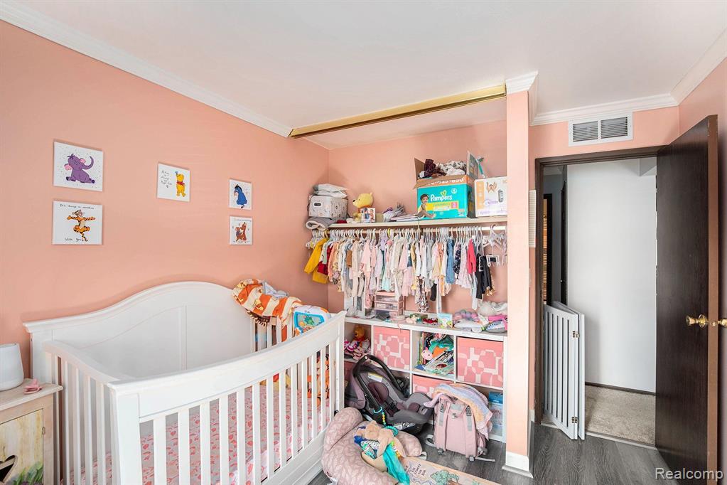 39775 VILLAGE WOOD Lane, Novi, MI — Photo 12