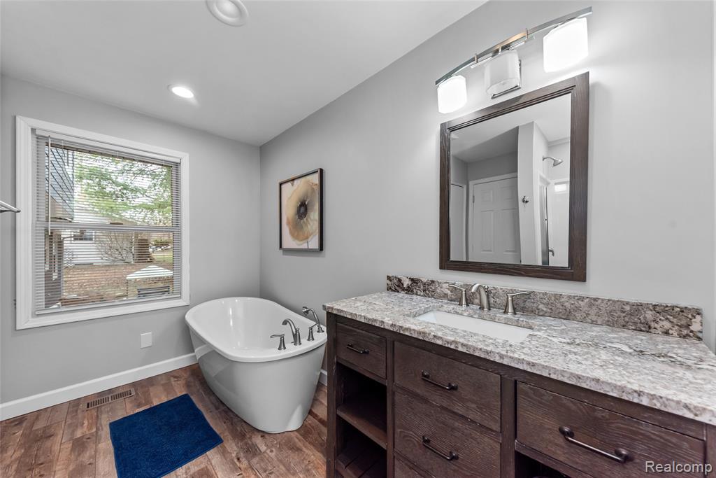 4710 Whitman Circle, Ann Arbor, MI 48103 — Photo 39