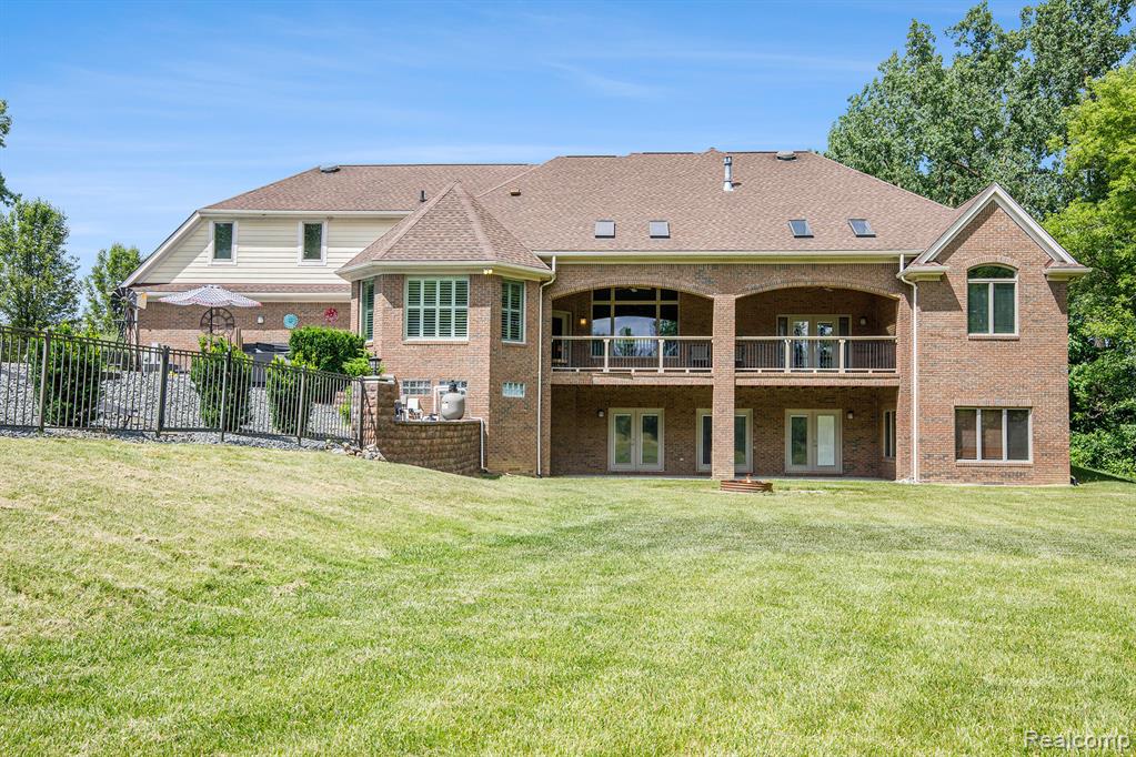 8670 Country Manor Drive, Bruce, MI 48065 — Photo 46
