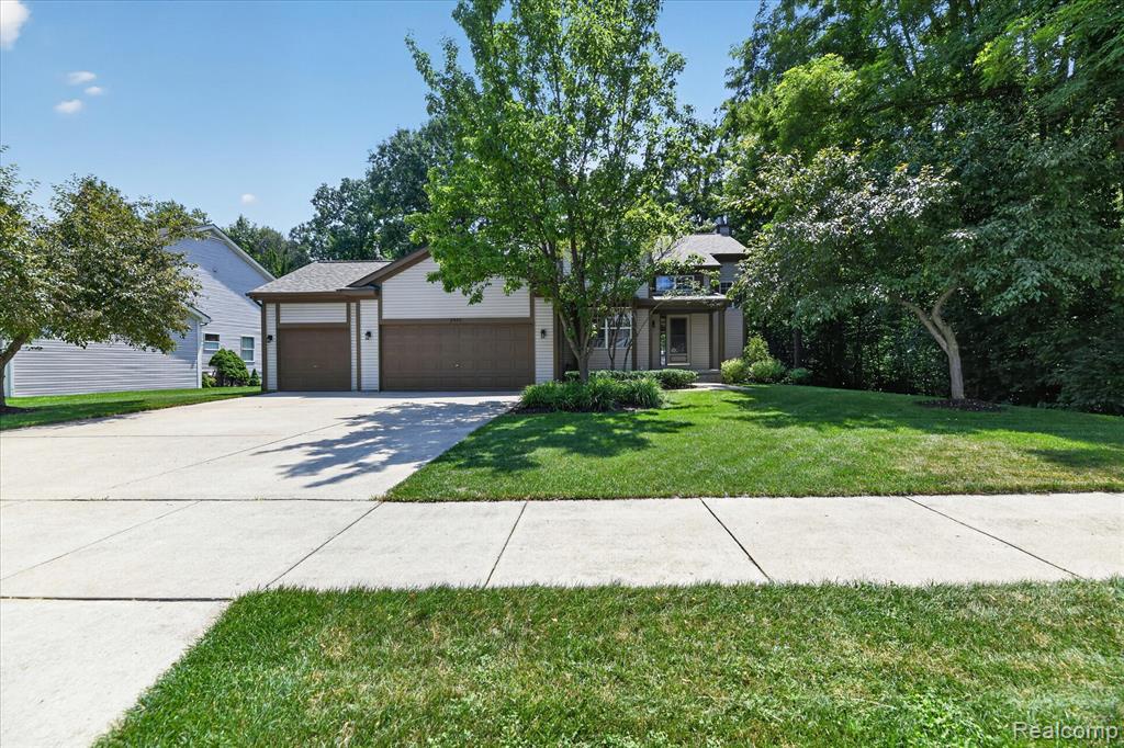 2445 Lorraina Lane, Hartland, MI 48353 — Photo 46