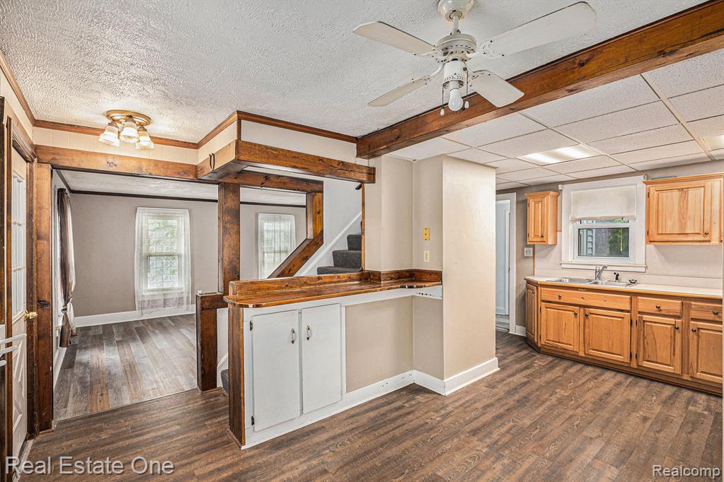 205 School Street, Almont, MI 48003 — Photo 5