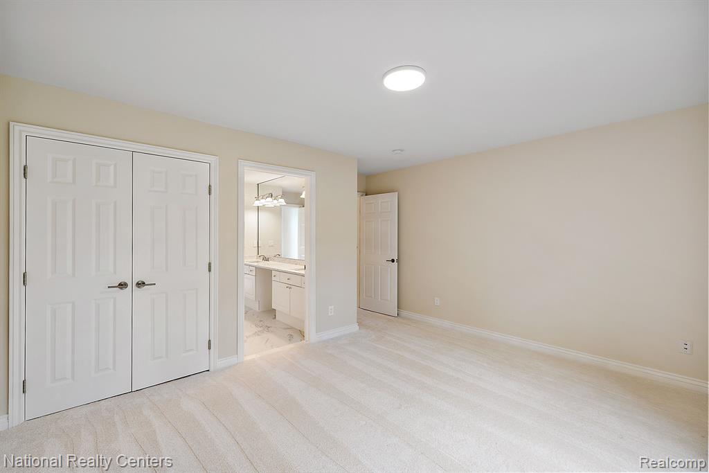 30055 FOREST Drive, Franklin, MI 48025 — Photo 40