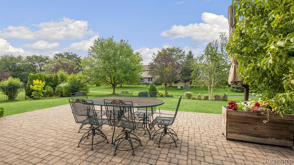 7164 MILLROCK Avenue, Shelby Twp, MI 48317 — Photo 4