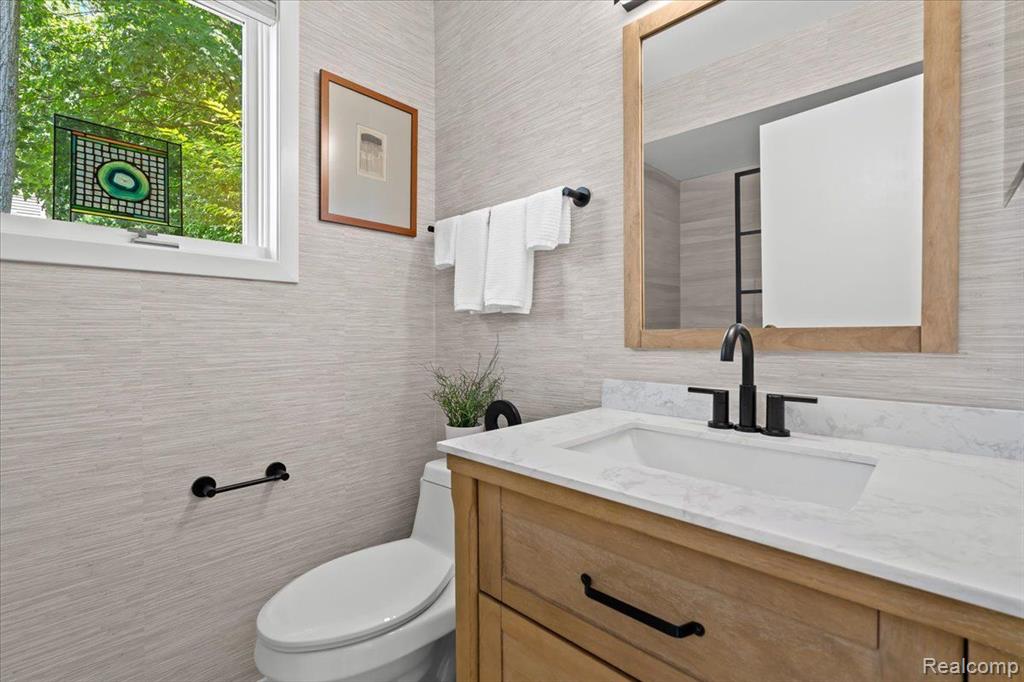 4596 COTTONWOOD Drive, Ann Arbor, MI 48108 — Photo 24