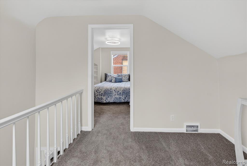 18921 Saint Marys Street, Detroit, MI 48235 — Photo 17