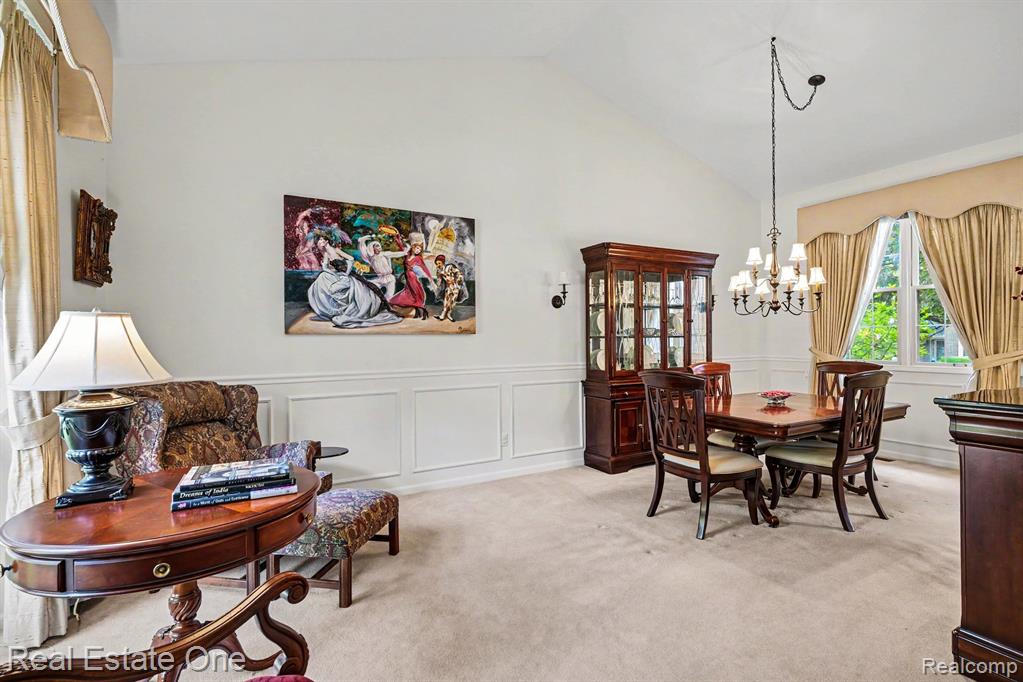 737 Woodfield Way, Rochester Hills, MI 48307 — Photo 5