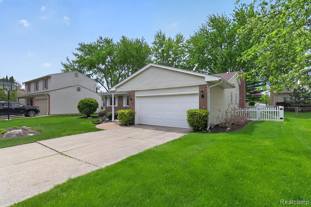 6565 Bostonhill Lane, Canton, MI 48187 — Photo 4