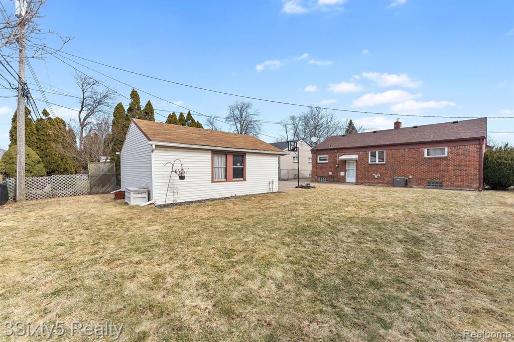 9914 FOX Avenue, Allen Park, MI 48101 — Photo 24