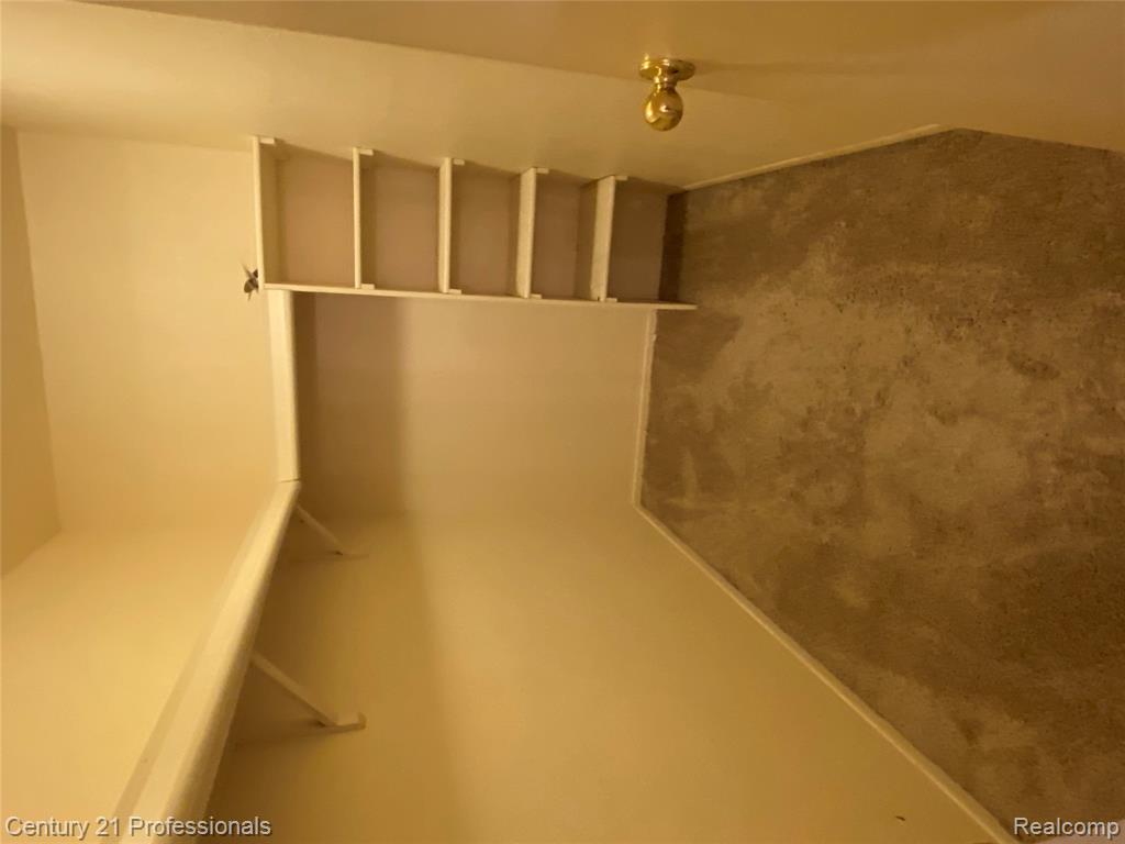 24857 Auburn Lane, Southfield, MI 48033 — Photo 22