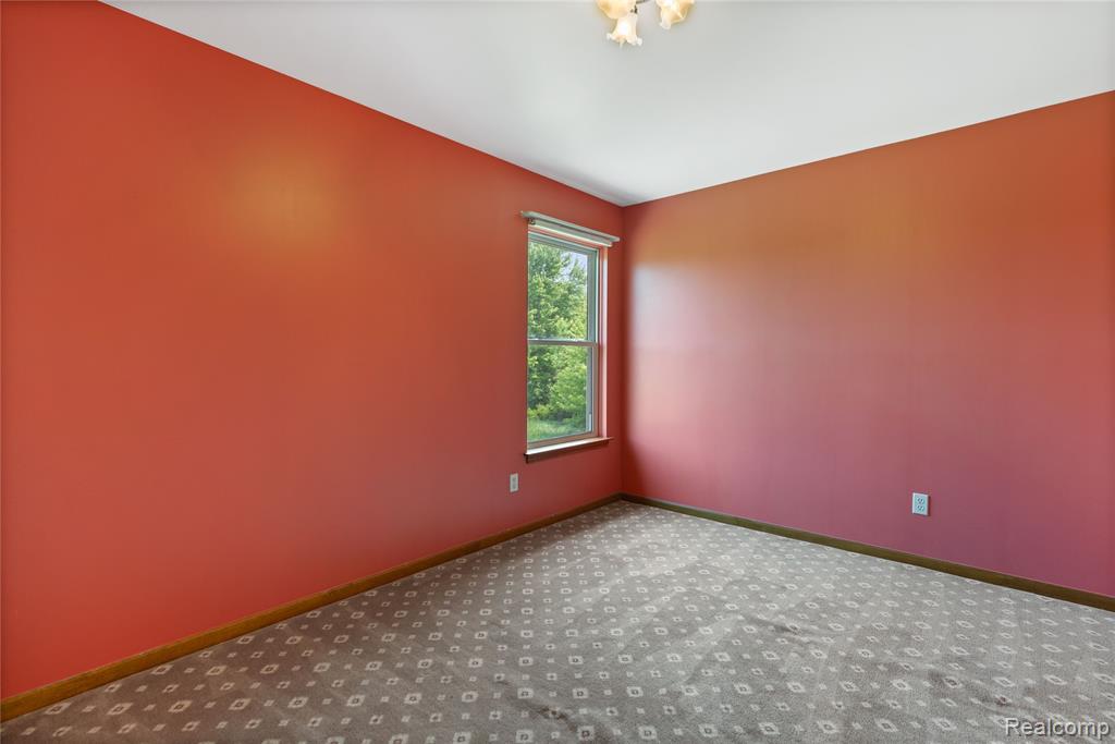 12172 Rynn Road, Emmett, MI 48022 — Photo 20