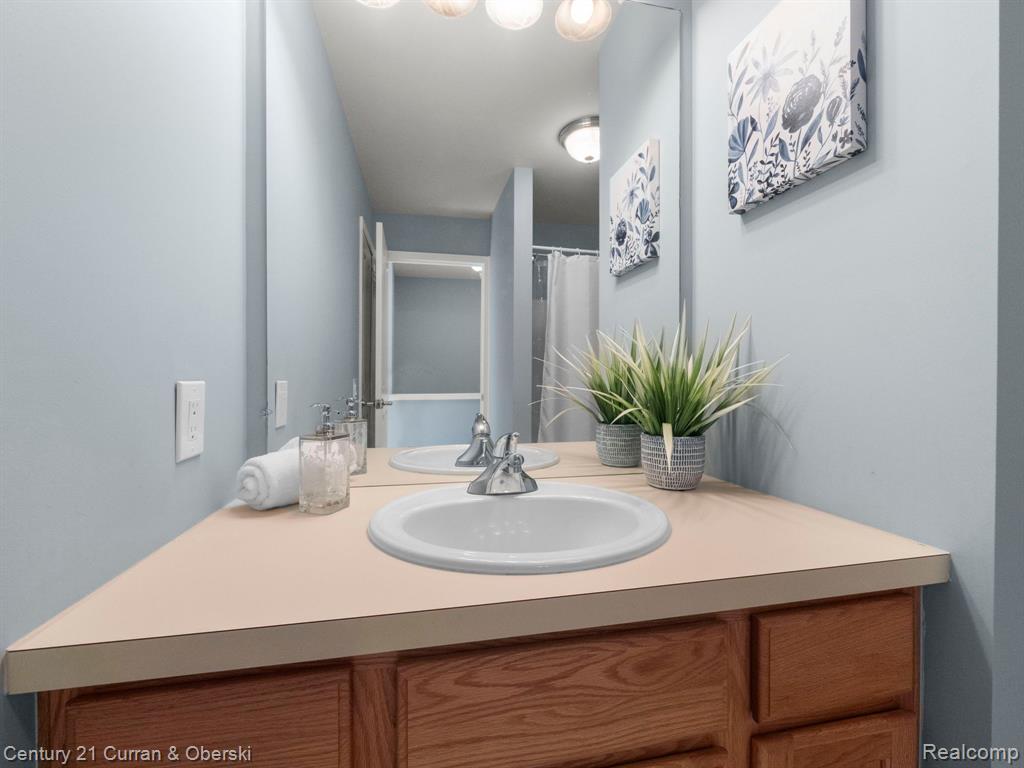 16585 LYONHURST Circle, 115, Northville, MI 48168 — Photo 36