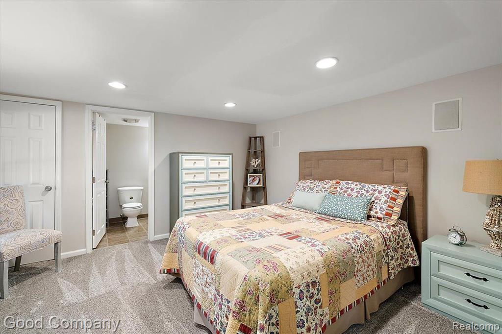 4671 BURNLEY Drive, Bloomfield Hills, MI 48304 — Photo 64