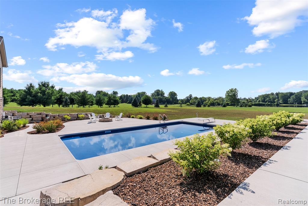6264 Hidden Forrest, Swartz Creek, MI 48473 — Photo 43