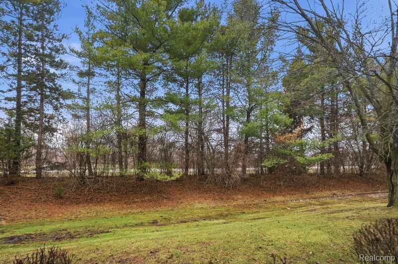 101 Quiet Creek Circle, Chelsea, MI 48118 — Photo 37