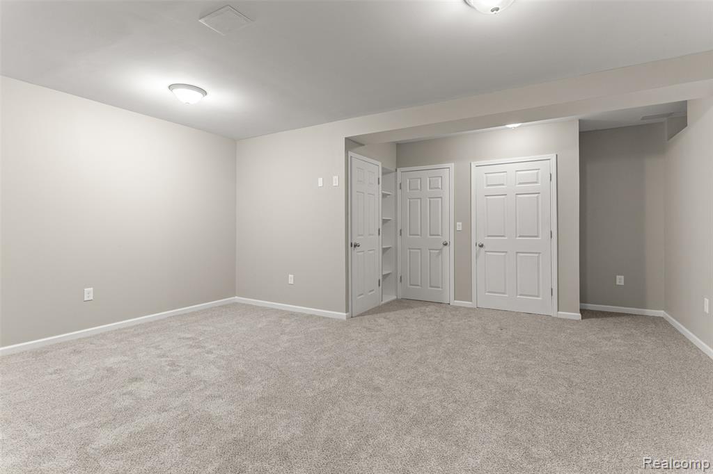 18278 Woodbury Court, Northville, MI 48168 — Photo 37