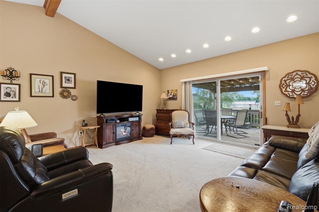 9210 Newburgh Road, Livonia, MI 48150 — Photo 5