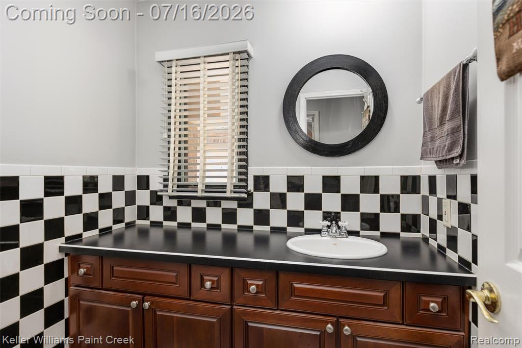 5408 Coral Ridge Drive, Grand Blanc, MI 48439 — Photo 25