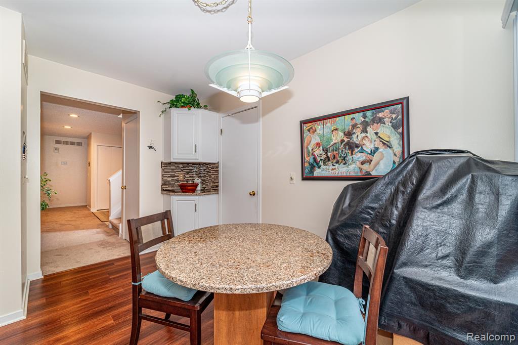 7375 PEPPER Creek, West Bloomfield, MI — Photo 21