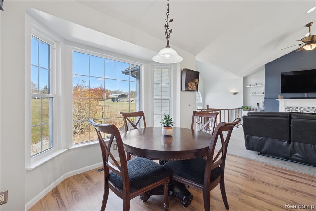 11051 Meadowview Drive, Goodrich Vlg, MI — Photo 15