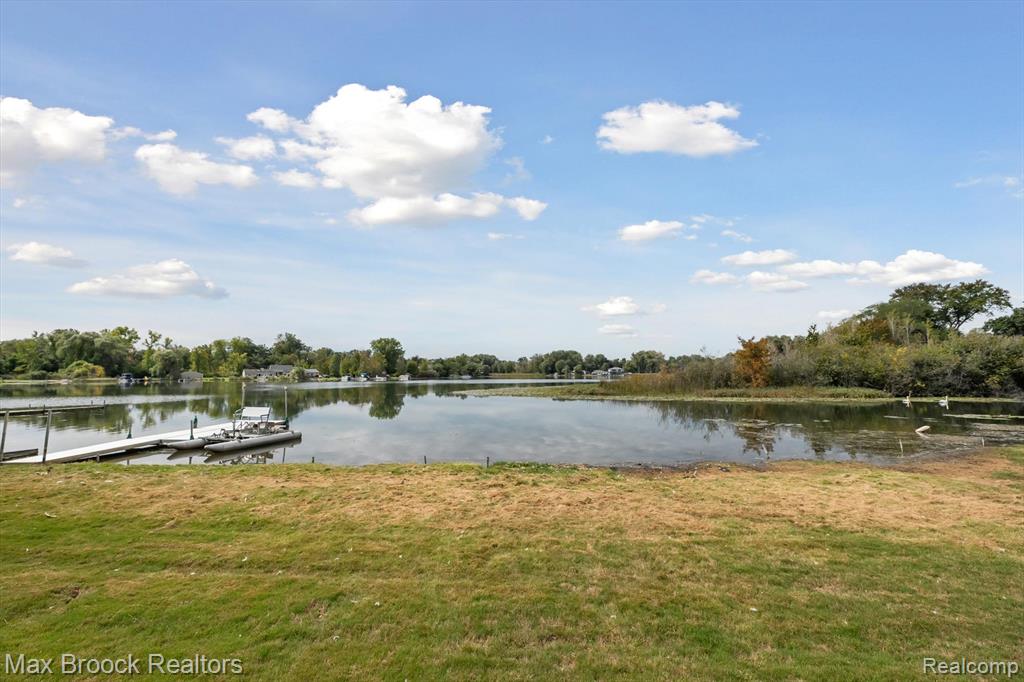 6026 Venice Drive, Commerce Twp, MI 48382 — Photo 41