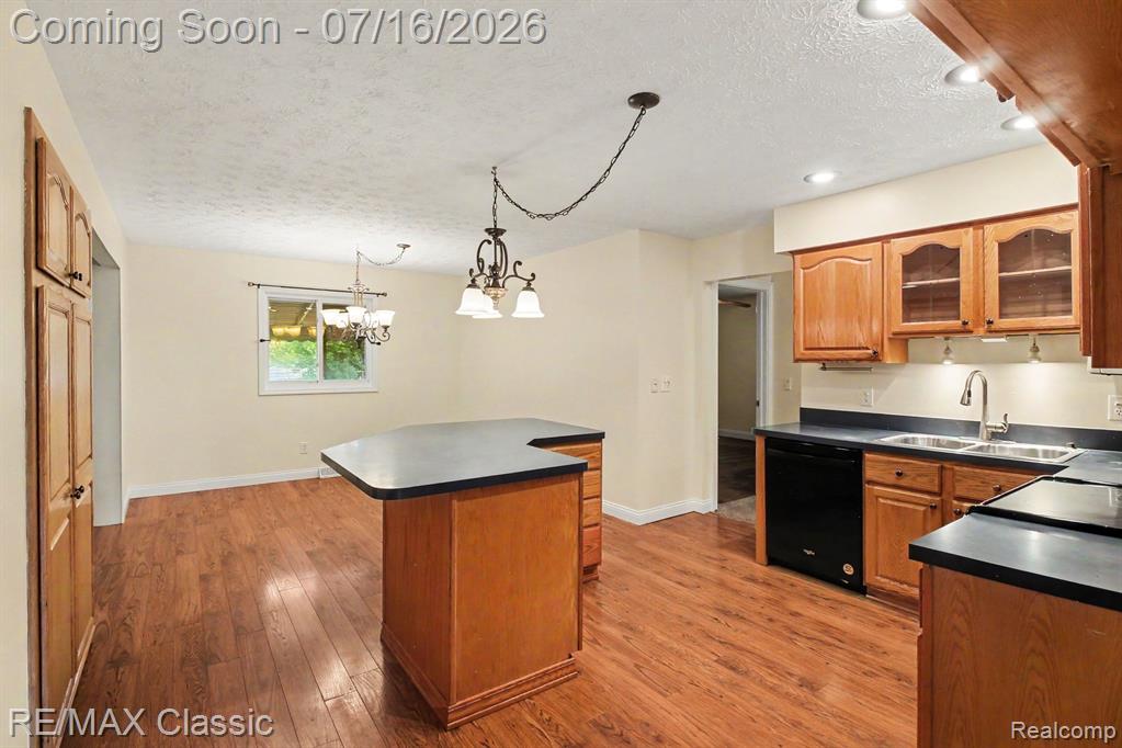 22900 Valerie Street, South Lyon, MI 48178 — Photo 4