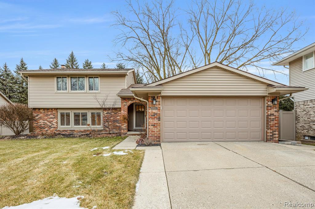 6500 RAINTREE Court, Canton, MI 48187 — Photo 30