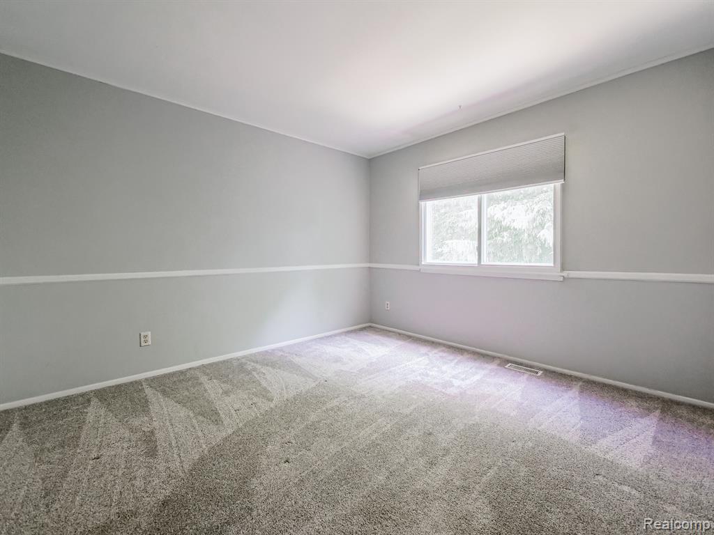 3216 BOLGOS Circle, Ann Arbor, MI 48105 — Photo 10