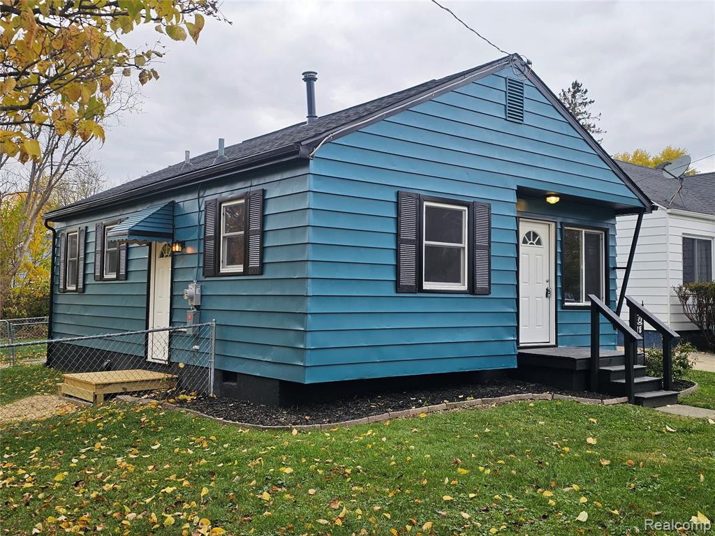 4418 Brunswick Avenue, Flint, MI 48507 — Photo 2