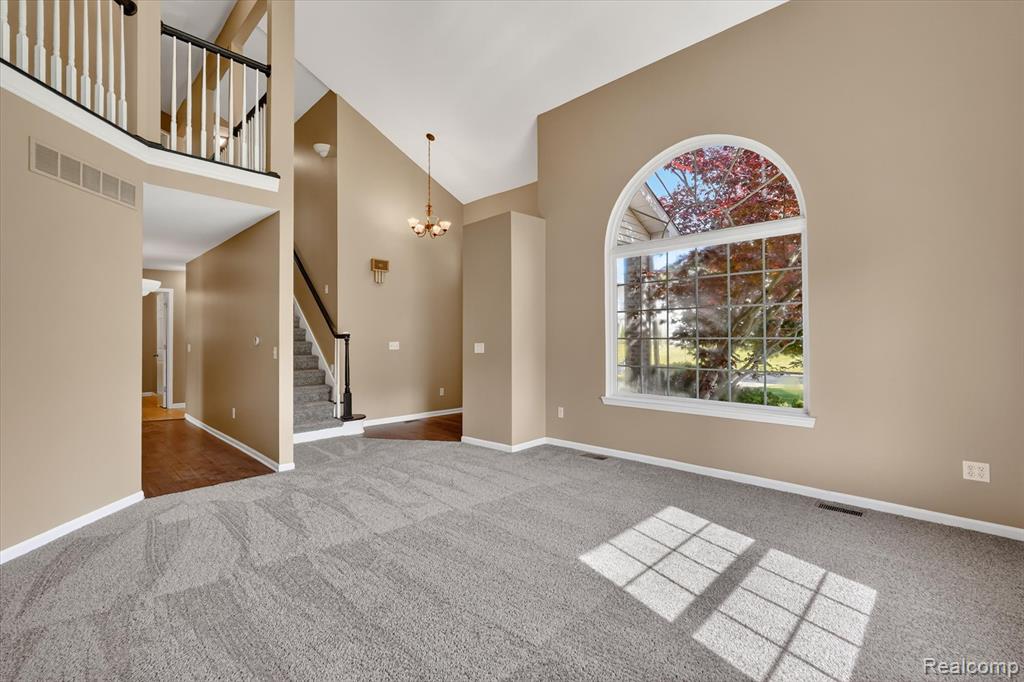 5195 Wyndham Place, Fenton, MI 48430 — Photo 7