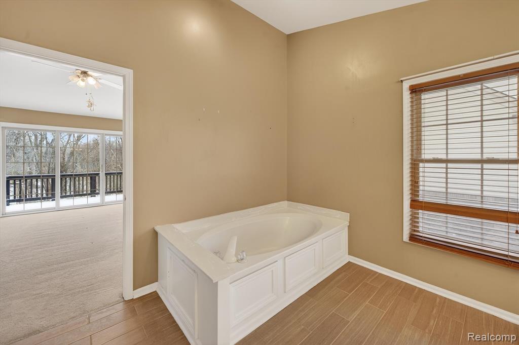 47497 Fox Run Drive, Canton, MI 48187 — Photo 37