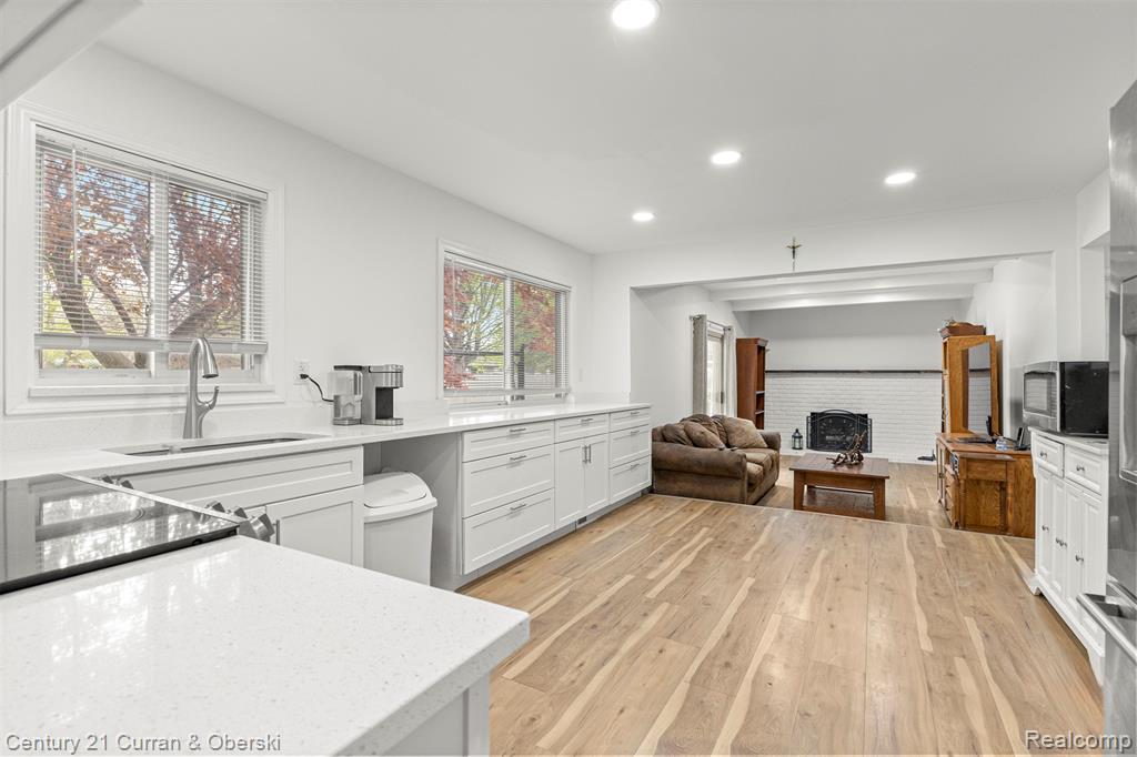 8834 Dublin Way, Sterling Heights, MI 48314 — Photo 15