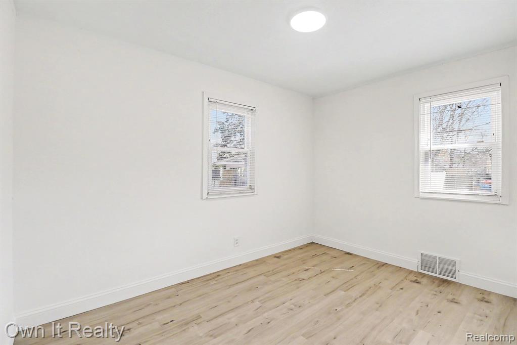 12066 Bramell, Redford, MI 48239 — Photo 19
