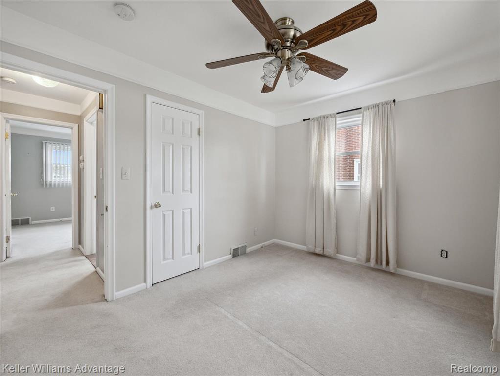 6634 HAWTHORNE Street, Garden City, MI — Photo 21