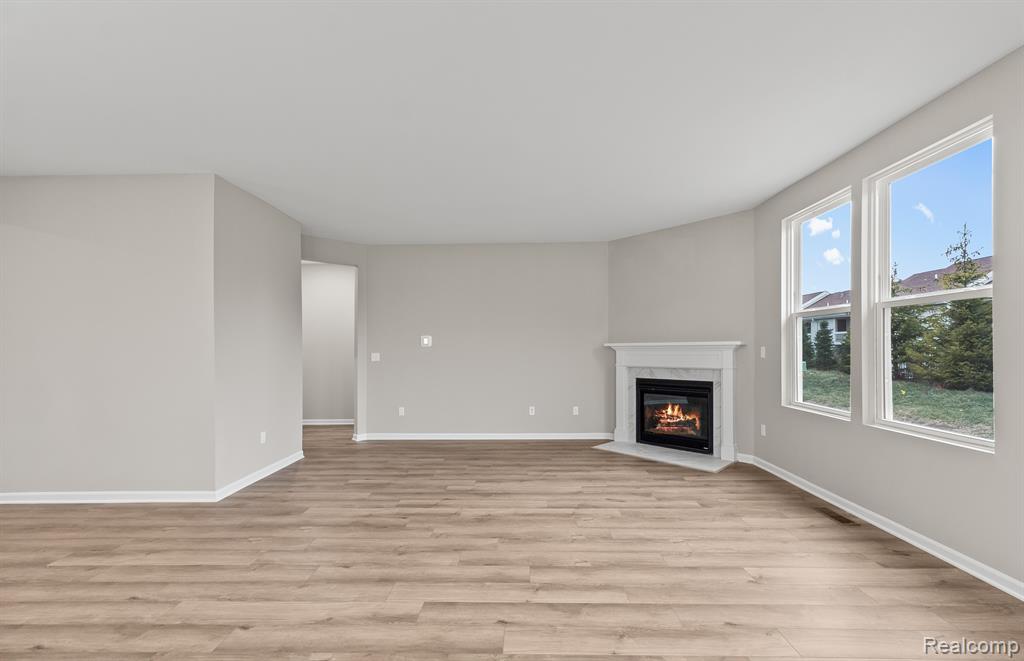 16104 Conifer Lane, Clinton Twp, MI 48038 — Photo 7