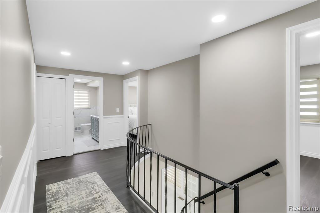 6880 Brookshire Drive, Canton, MI 48187 — Photo 22